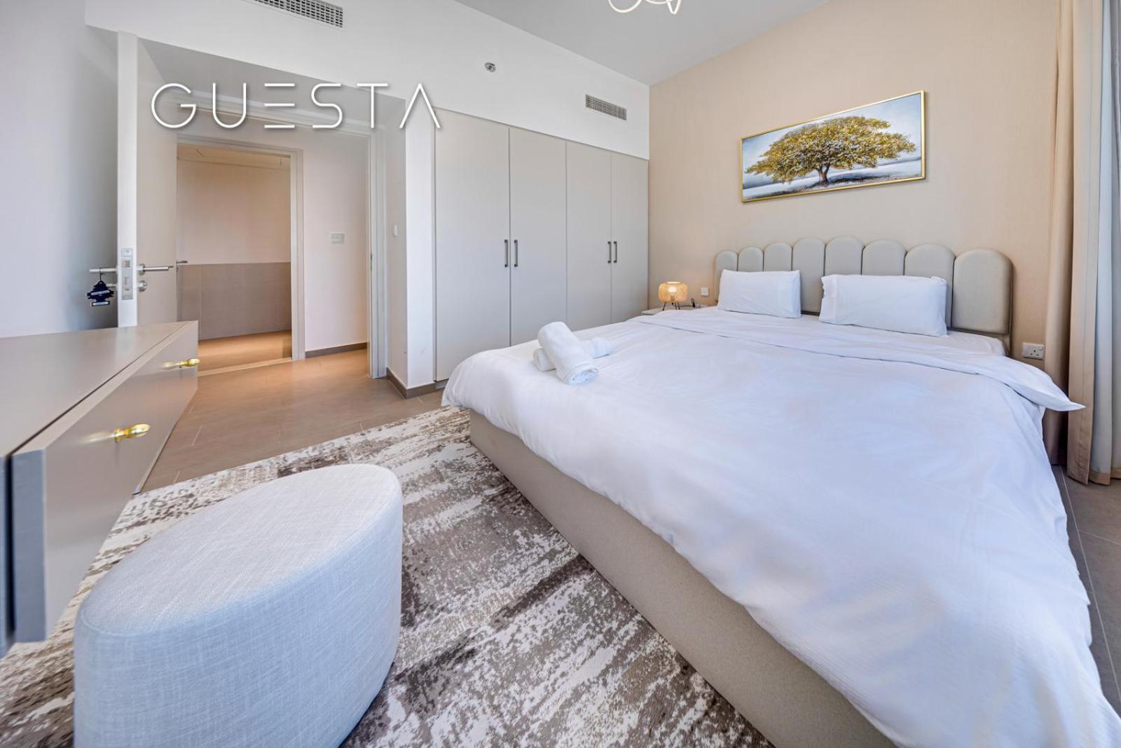 Apartment Park Heights 1 By Emaar, Hills Estate Dubai