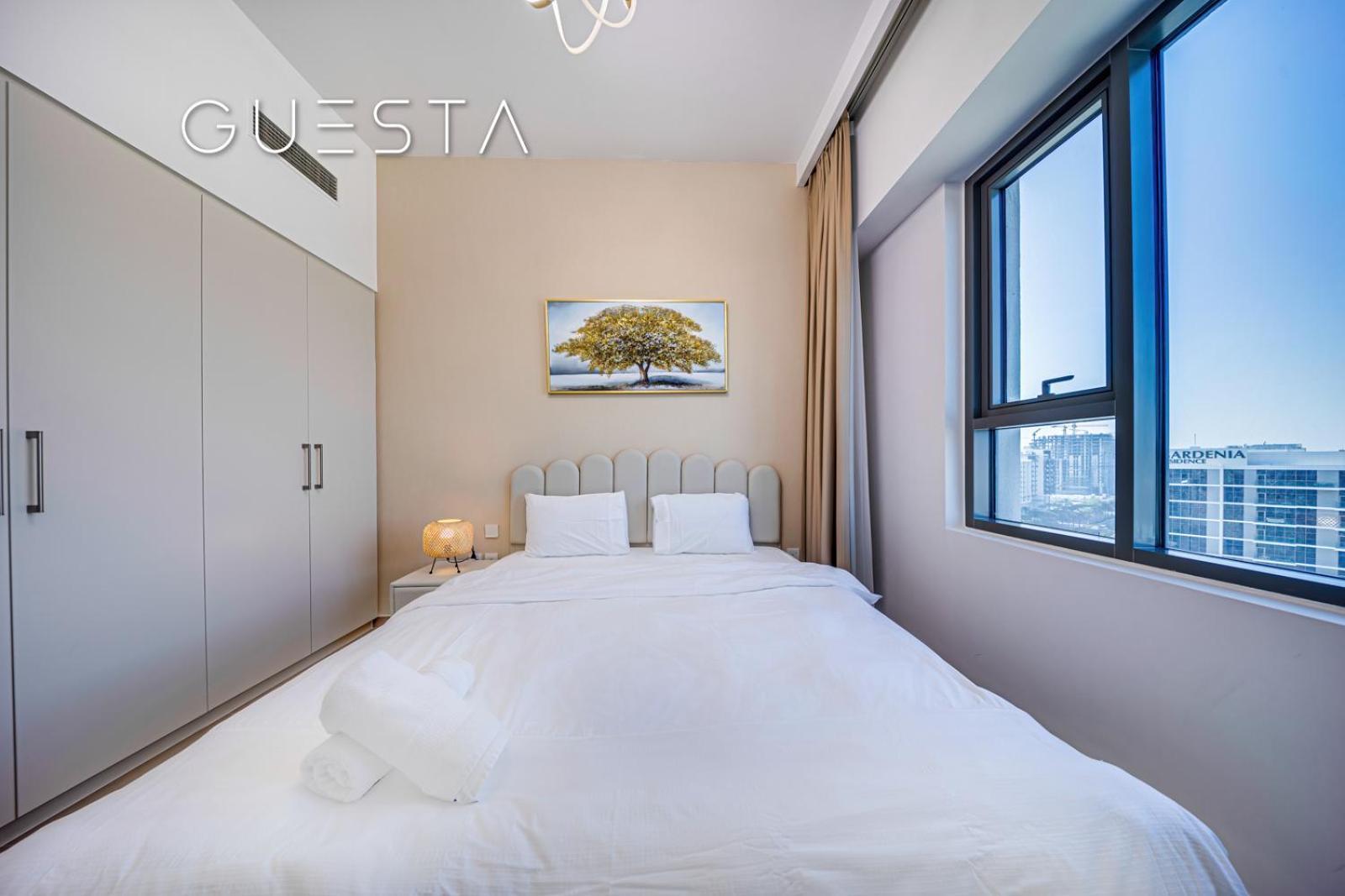 Park Heights 1 By Emaar, Hills Estate *