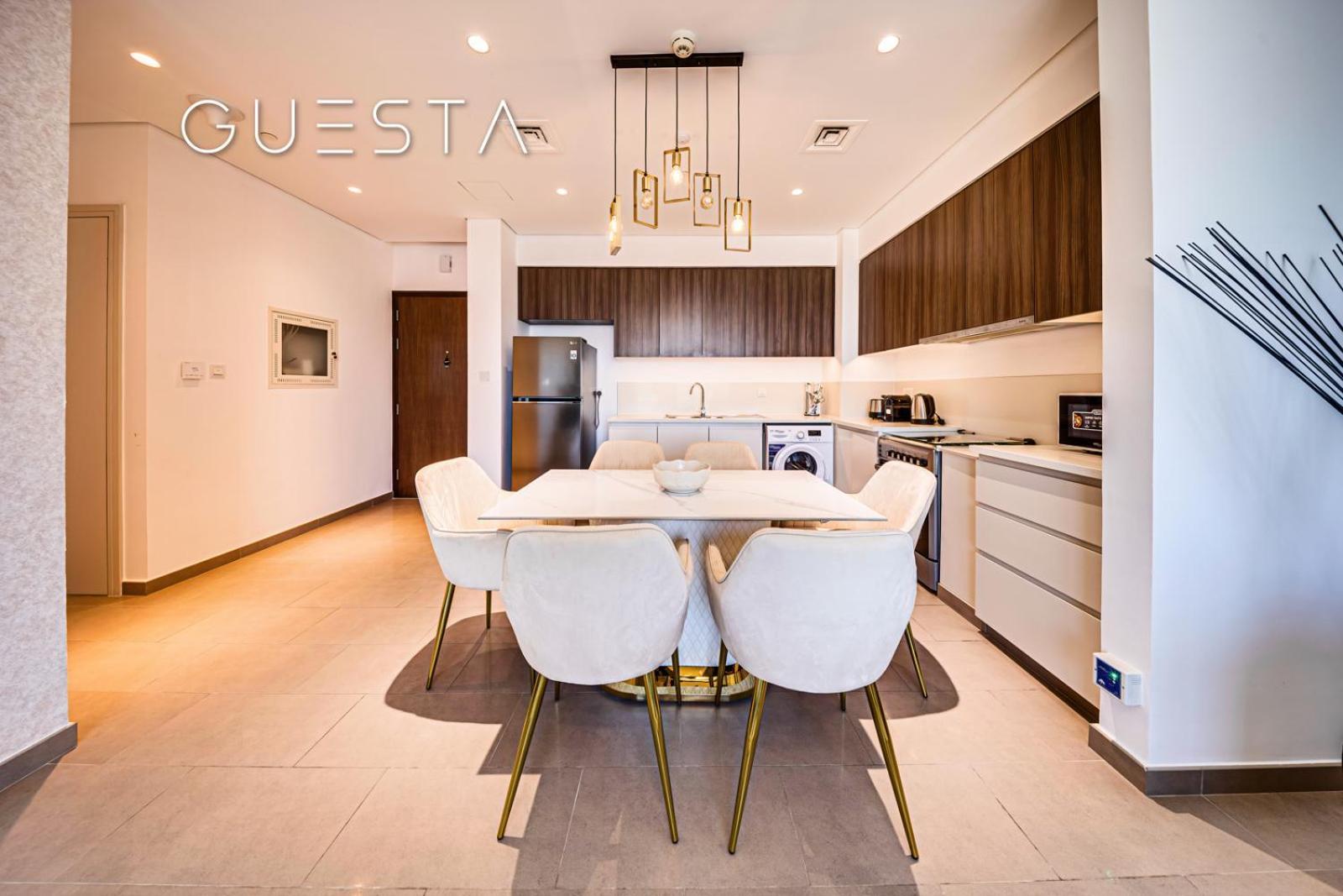 Park Heights 1 By Emaar, Hills Estate